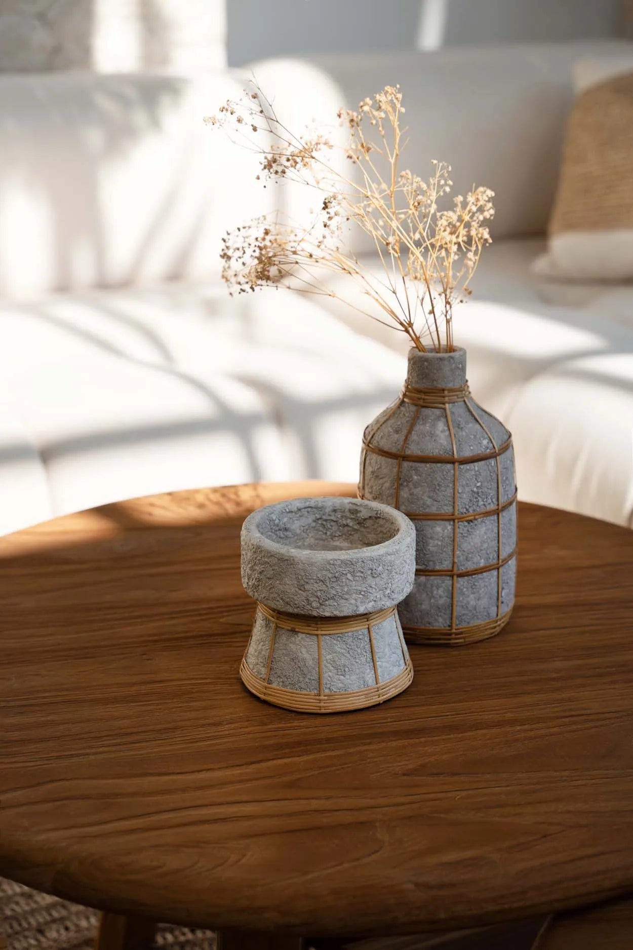 the-whoopy-vase-concrete-natural-l