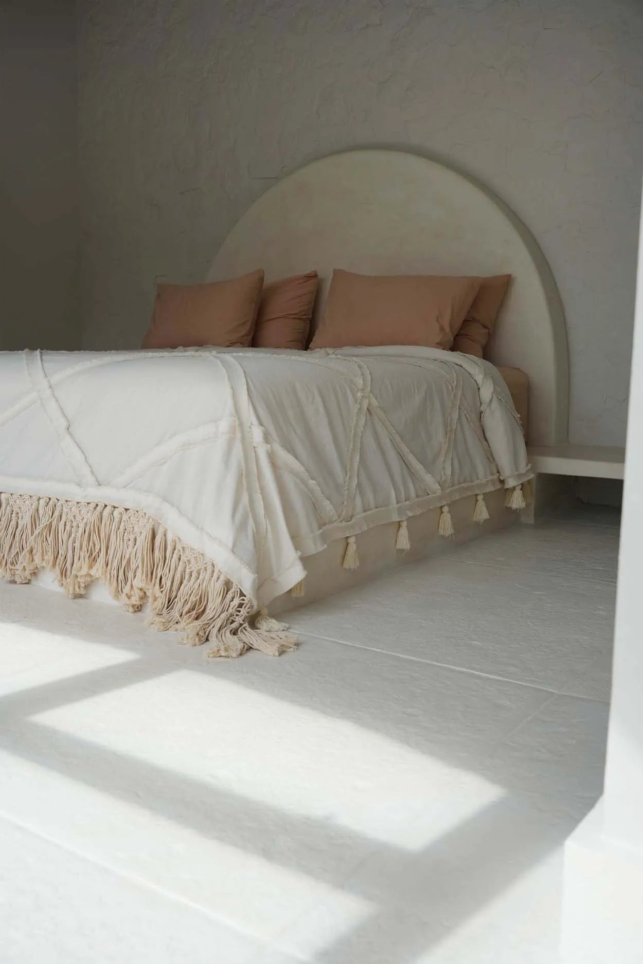 the-berber-bed-throw-natural